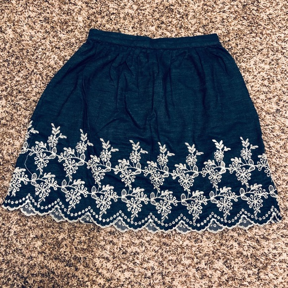Chambray Navy White Floral Mini Skirt - Picture 3 of 6